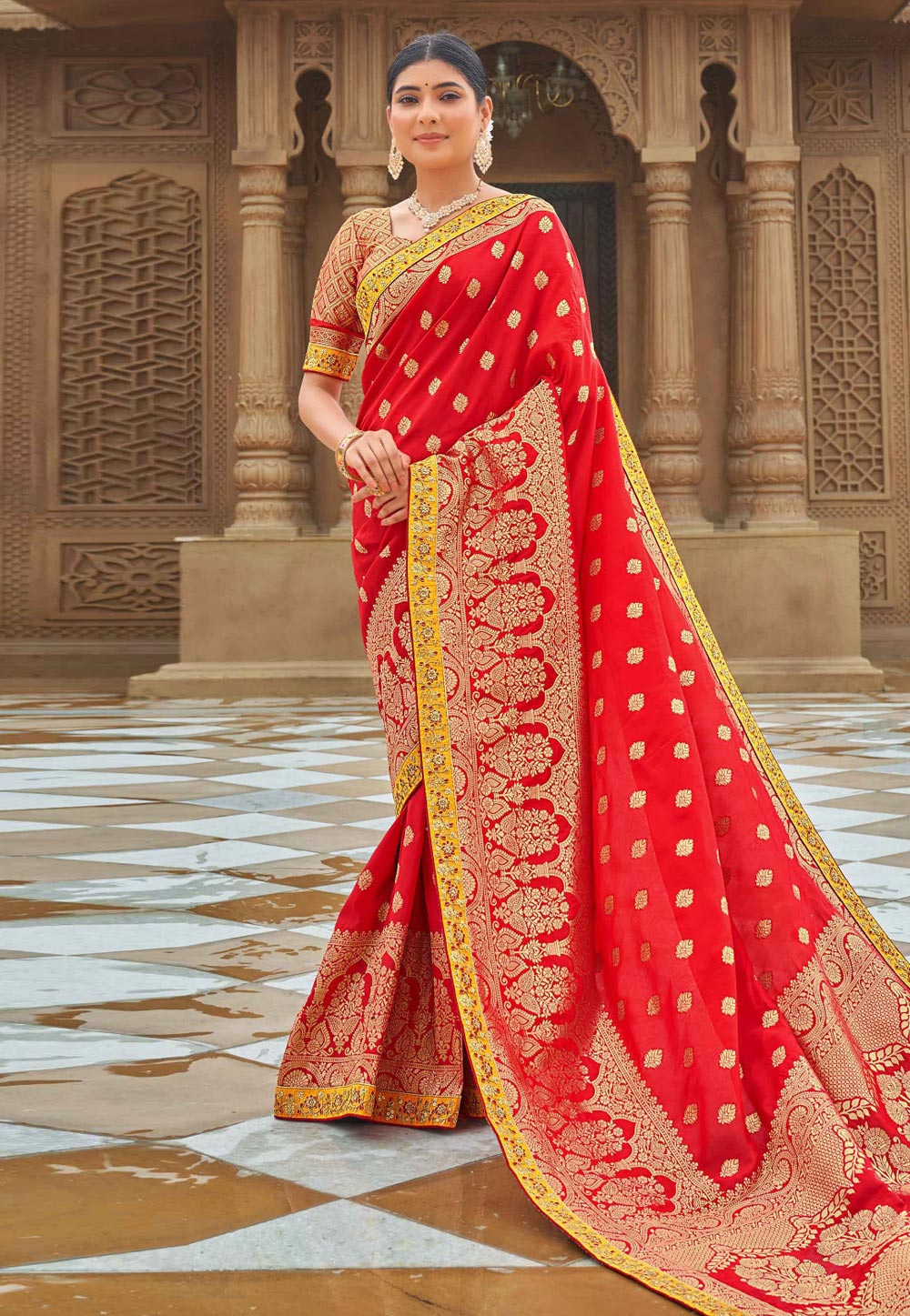 Red Banarasi Silk Saree With Blouse 249069