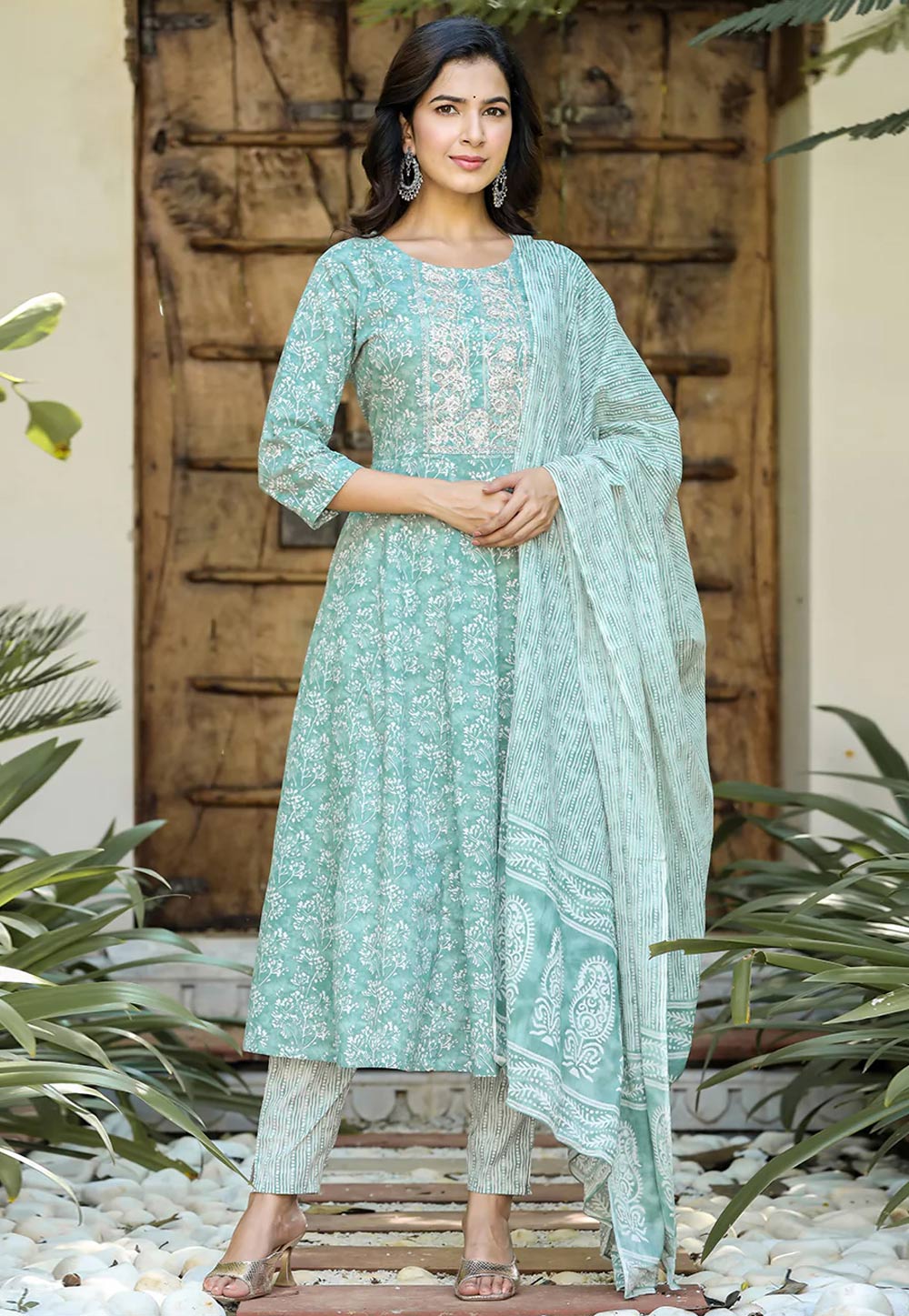 Sky Blue Cotton Readymade Pakistani Suit 273907