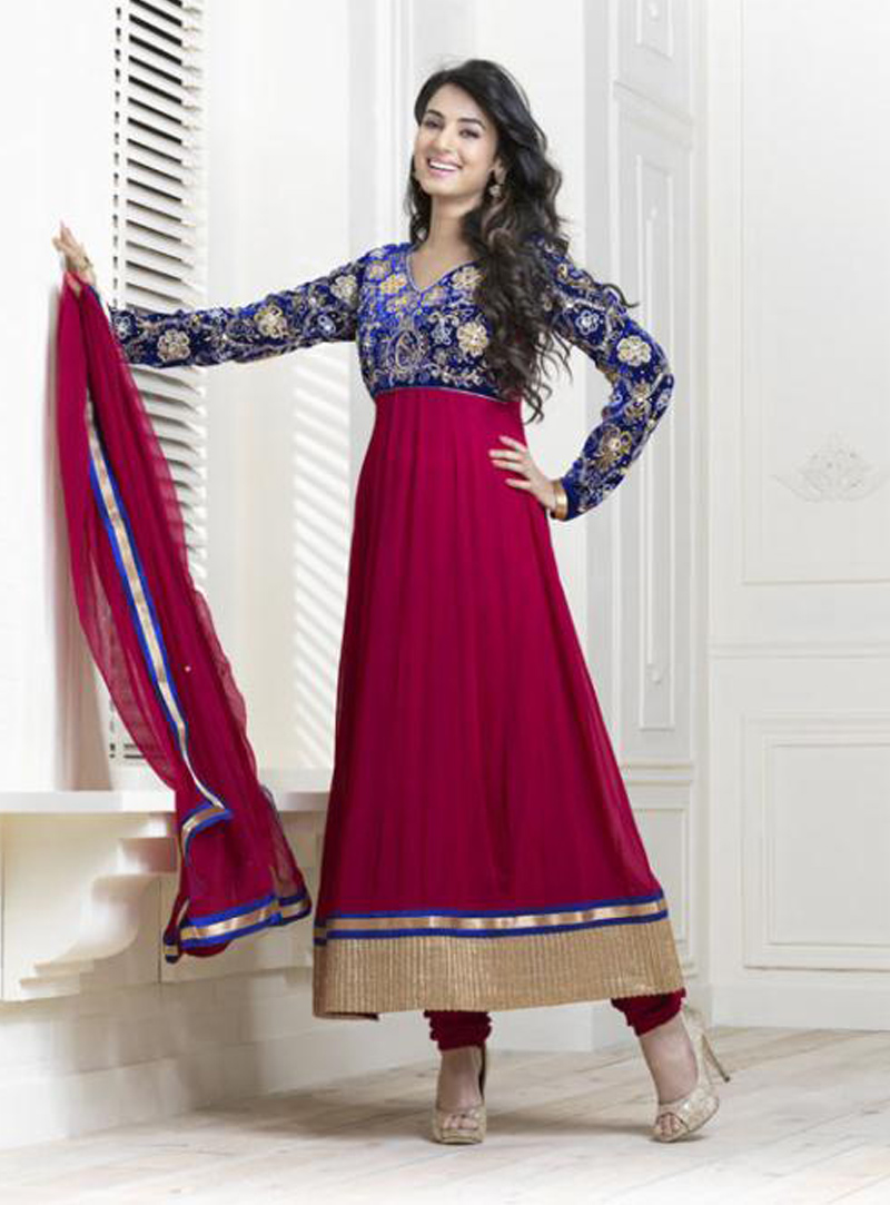 Sonal Chauhan in Pink Long Anarkali Style Salwar Suit 25530