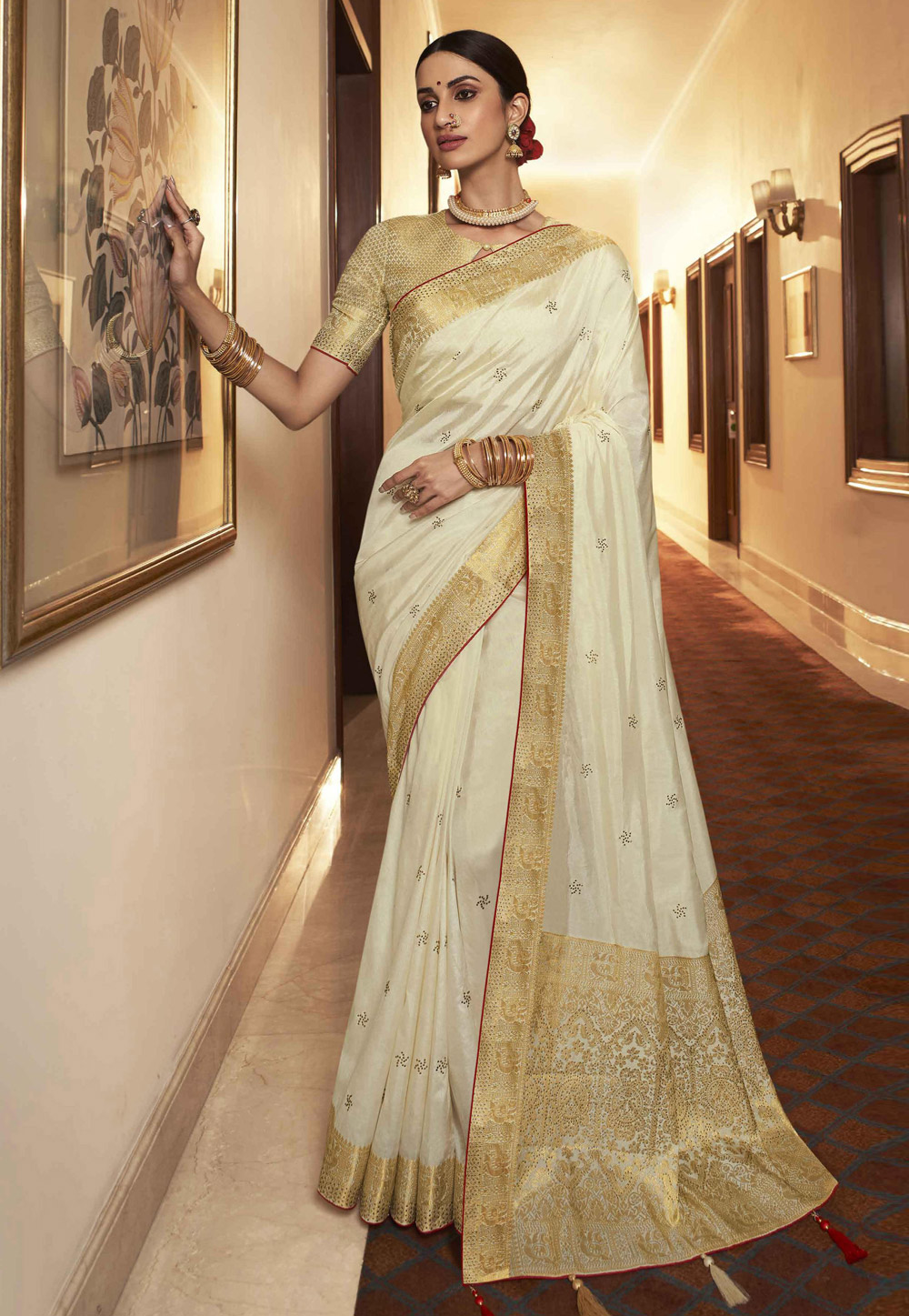 Off White Silk Saree With Blouse 228115