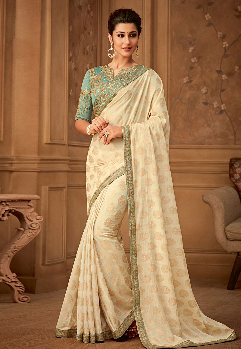 Beige Banarasi Silk Embroidered Saree With Blouse 170131