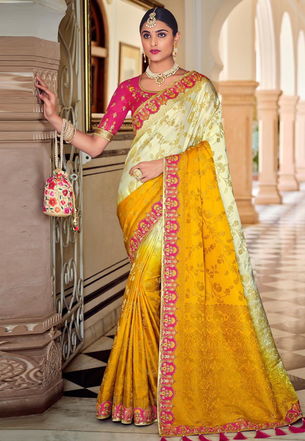 Off White Silk Saree With Blouse 241715