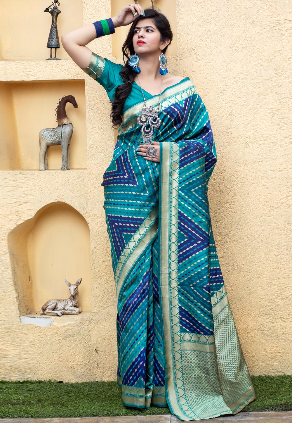 Blue Banarasi Silk Saree With Blouse 216680