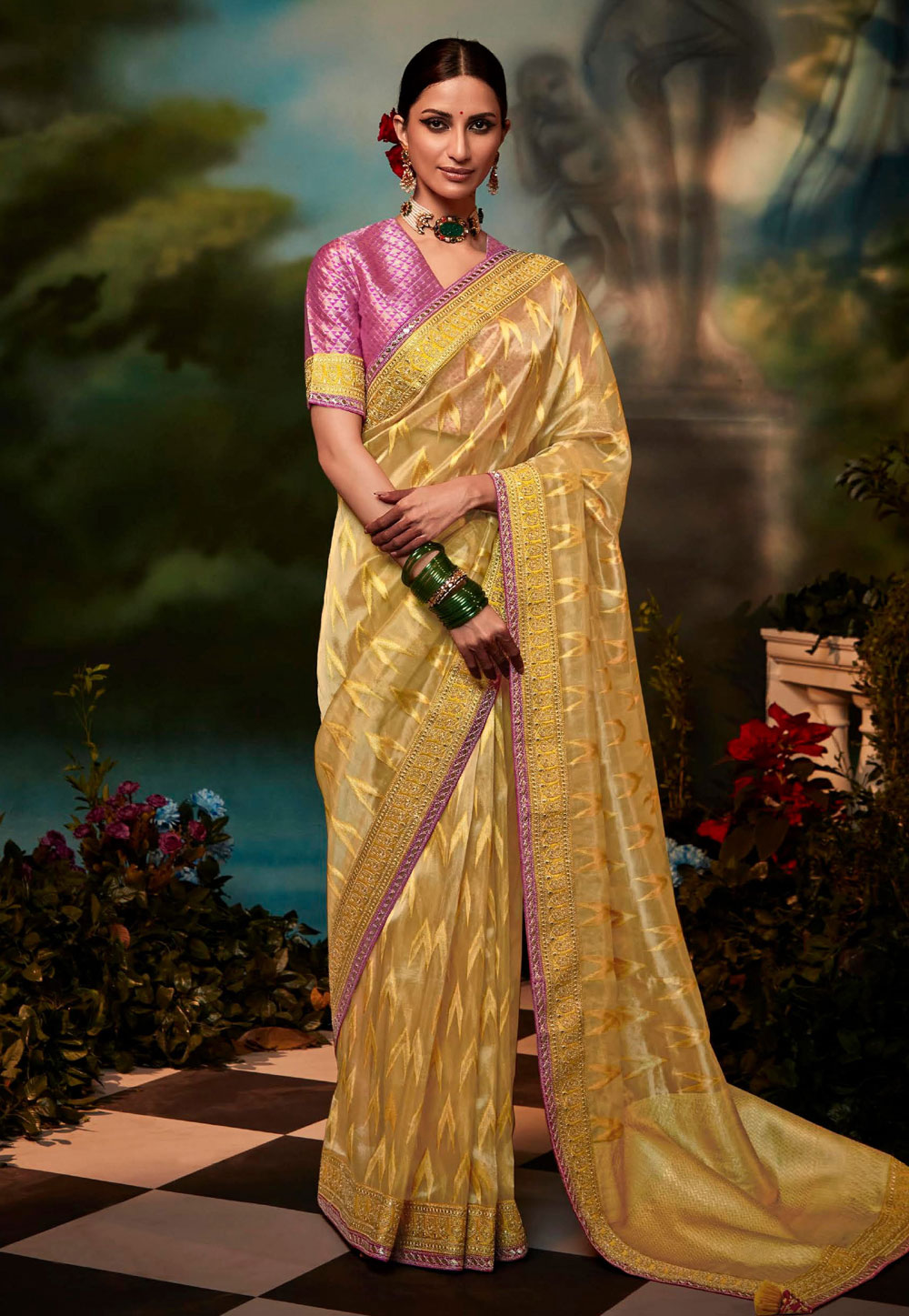 Golden Silk Saree With Blouse 256724