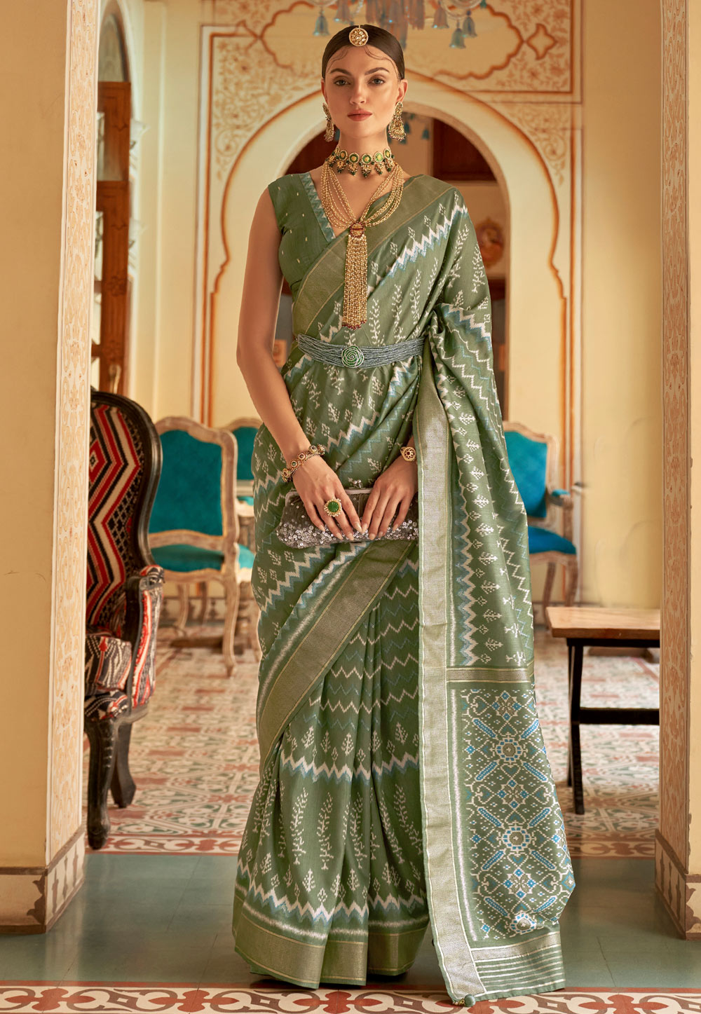 Camo Green Silk Saree With Blouse 251606