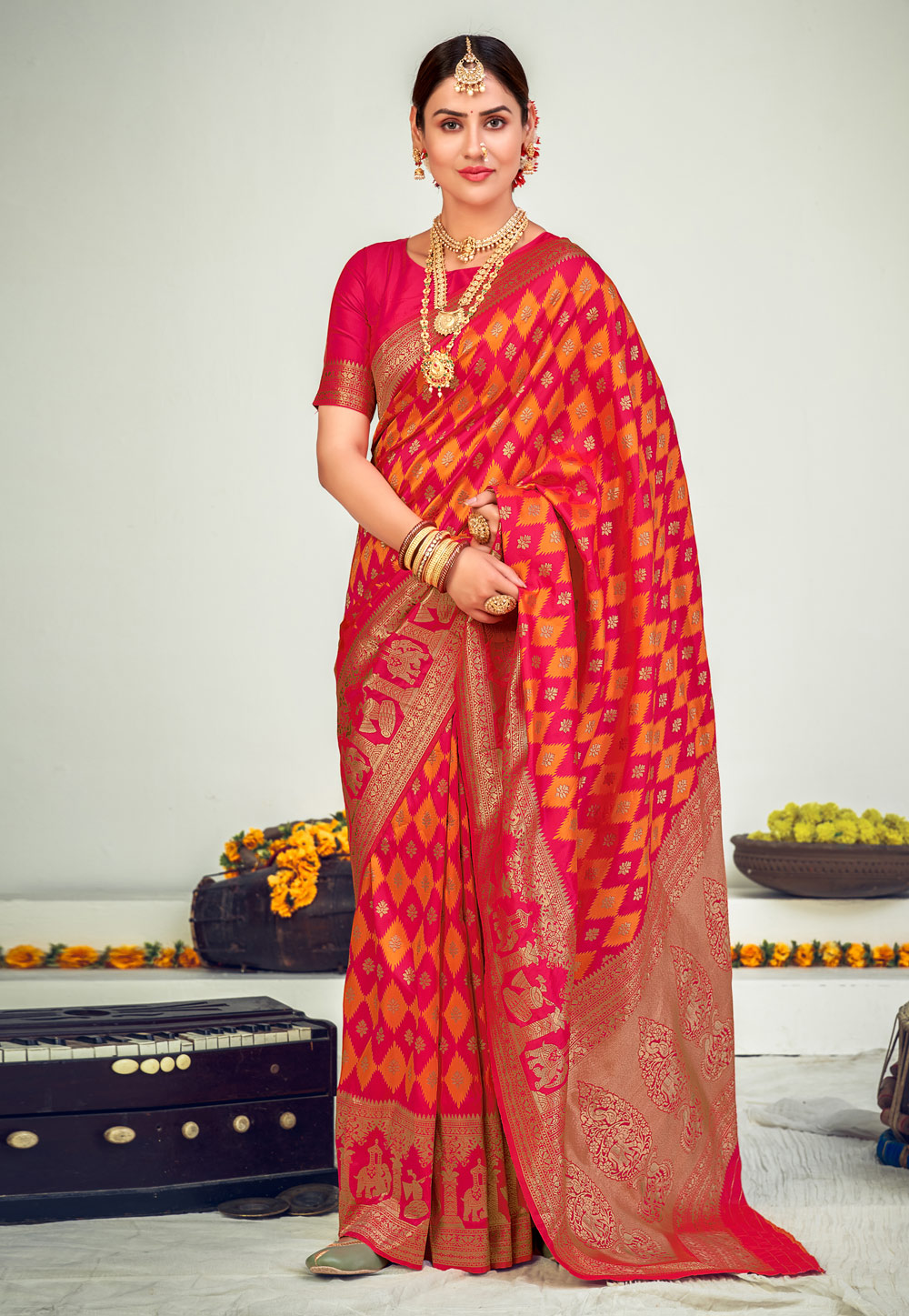 Pink Banarasi Silk Saree With Blouse 232539