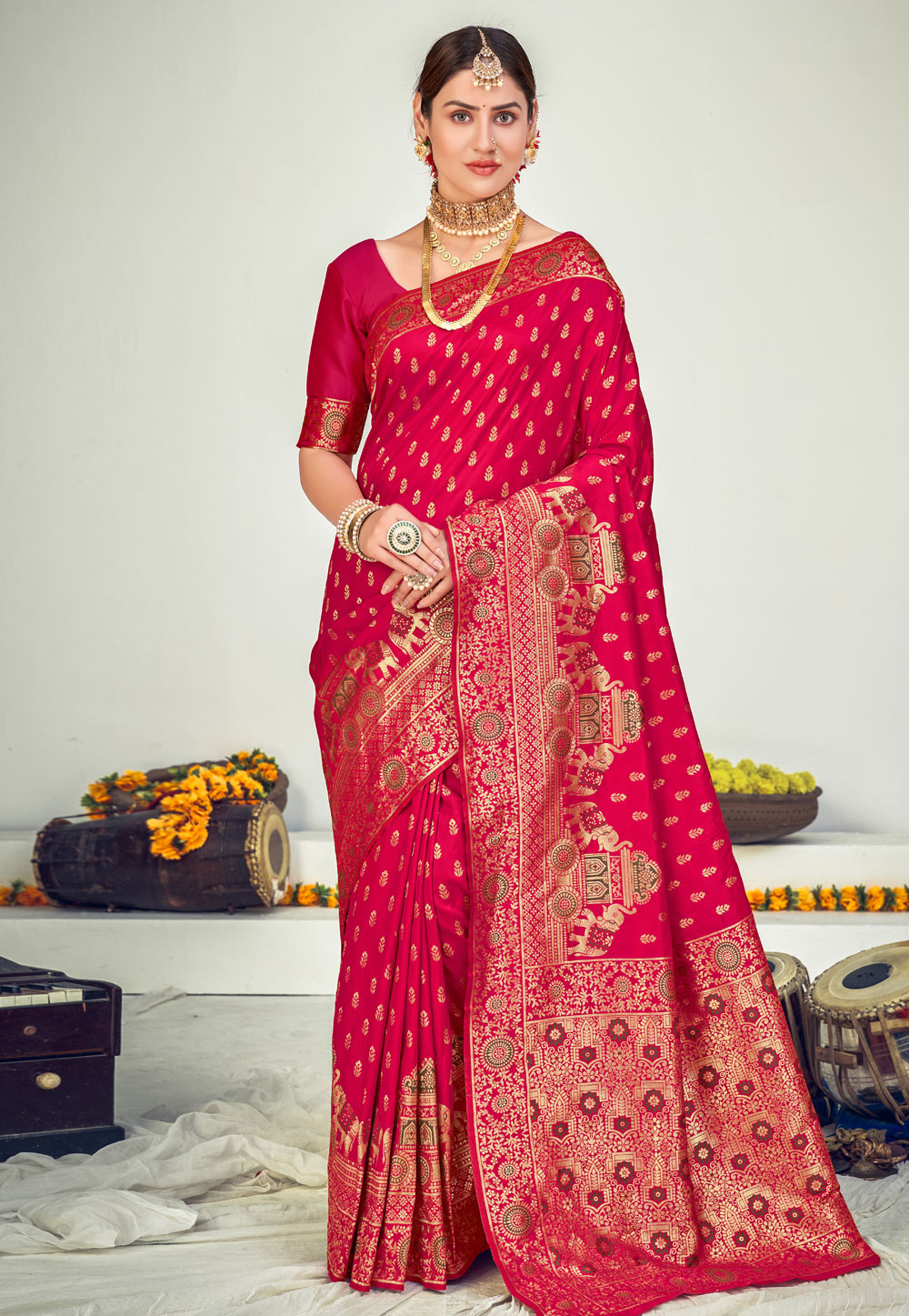 Magenta Banarasi Silk Saree With Blouse 232541