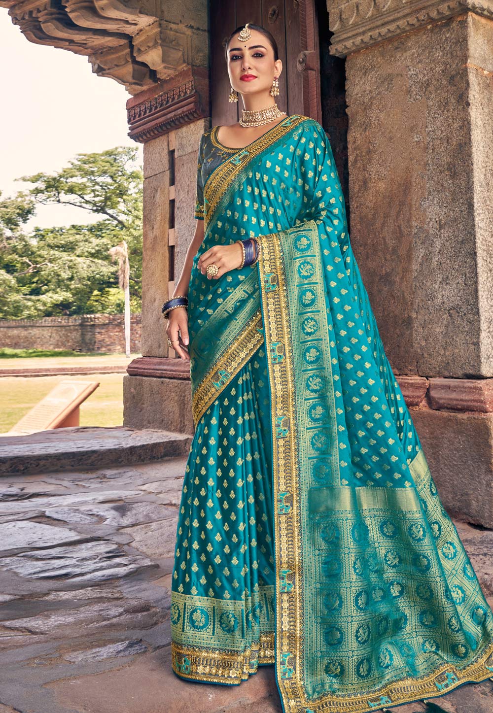 Turquoise Silk Saree With Blouse 248635