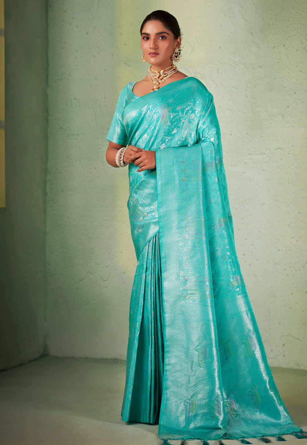 Turquoise Kanjivaram Silk Saree With Blouse 256941
