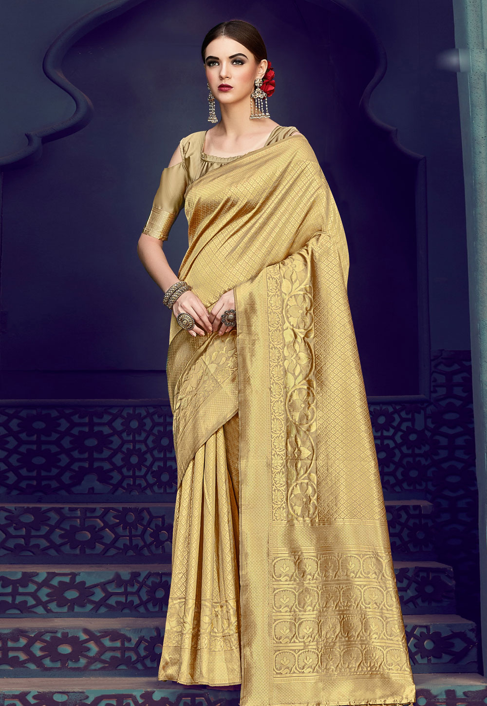 Golden Banarasi Silk Saree With Blouse 161517