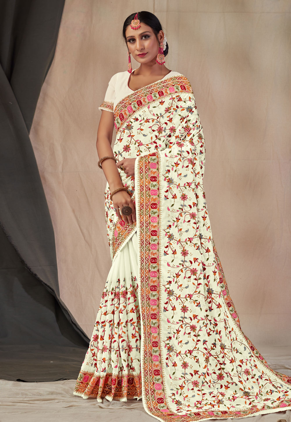 Cream Georgette Saree With Blouse 242328