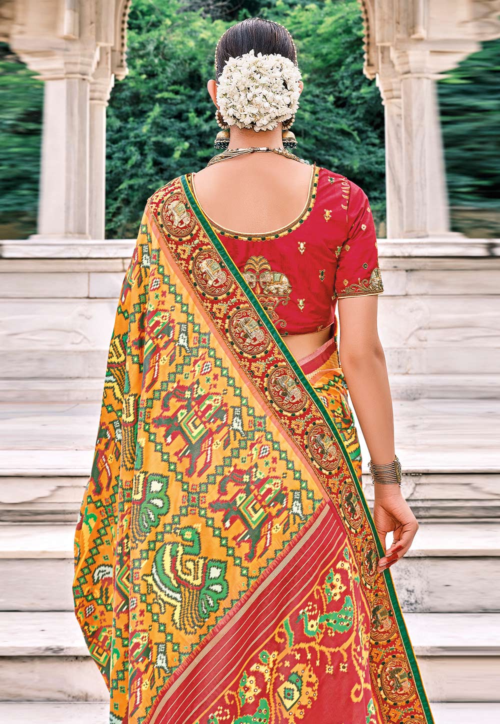 Best silk sarees for women: Find the Best Silk Sarees for Women on Amazon -  The Economic Times