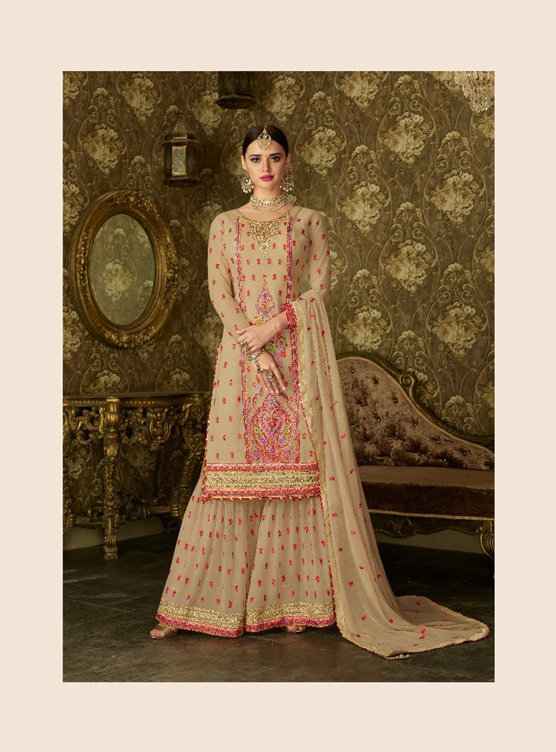 Beige Georgette Pakistani Style Suit 124325