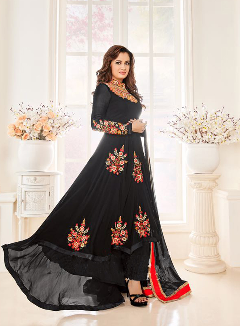 Dia Mirza Black Georgette Designer Anarkali Suit 81324