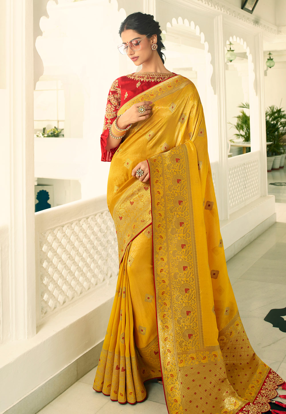 Yellow Banarasi Silk Saree With Blouse 194860