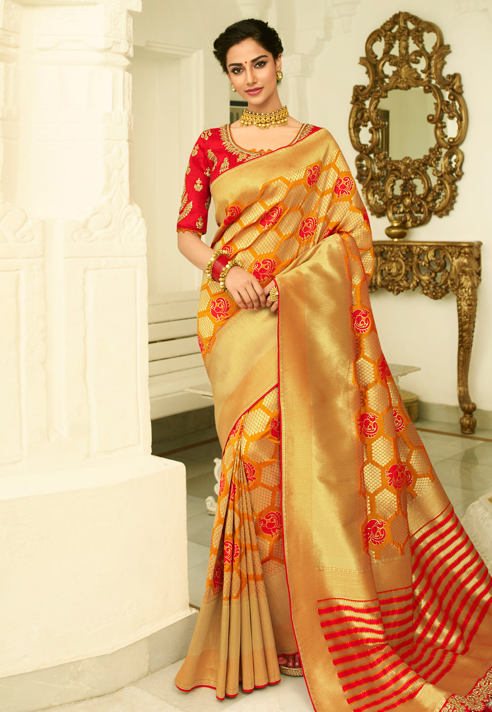 Golden Banarasi Silk Saree With Blouse 194870