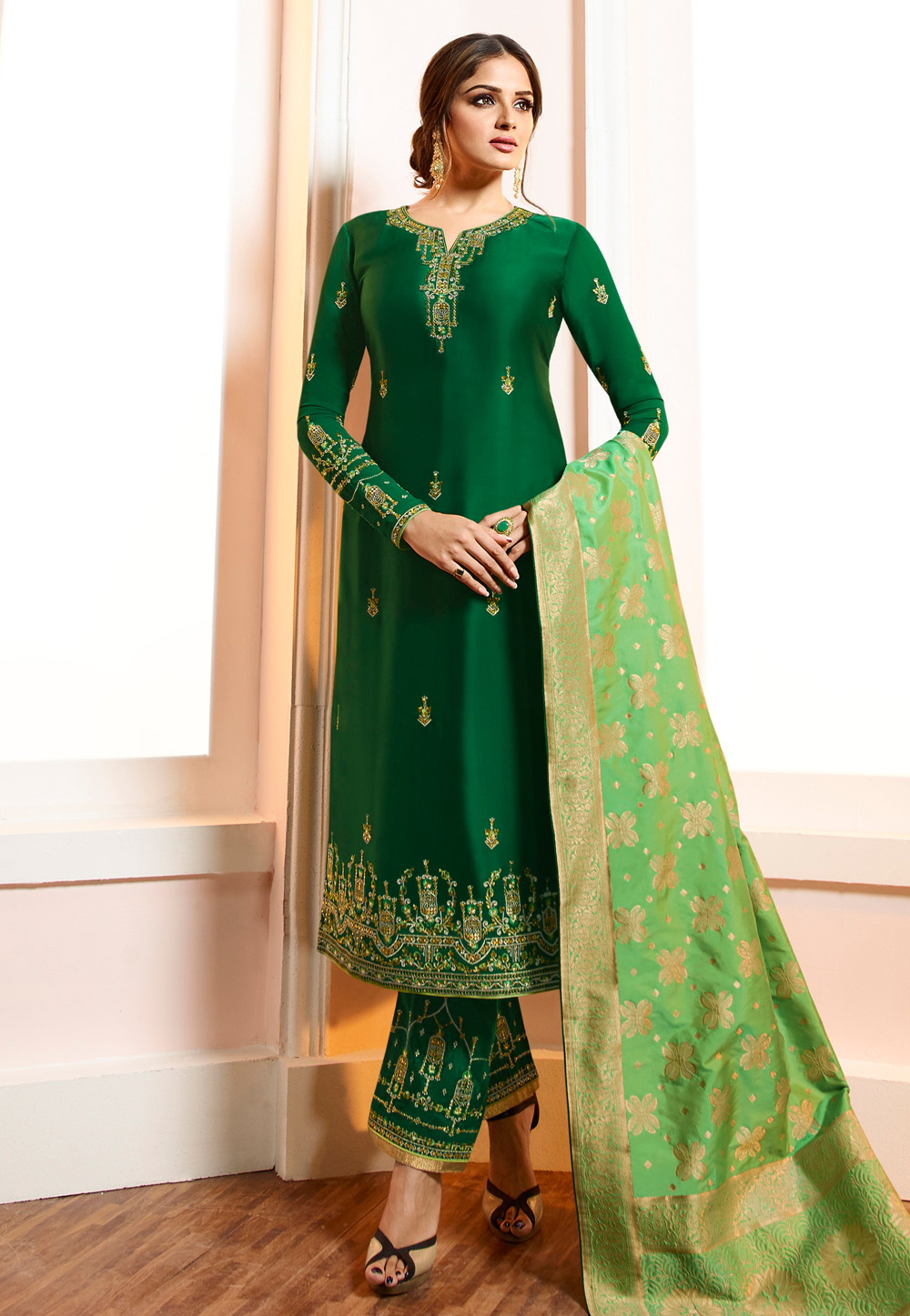 Green Viscose Embroidered Kameez With Pant 169550