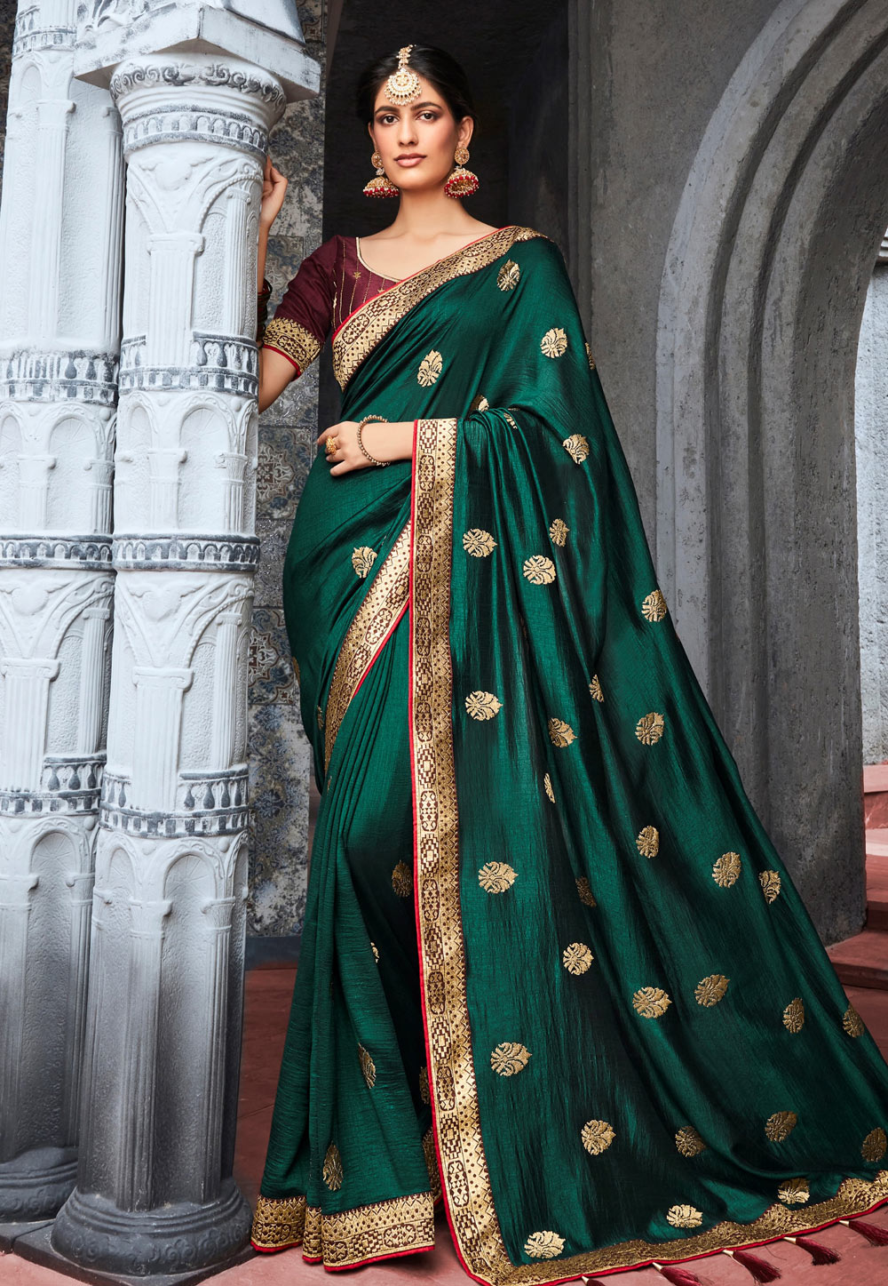 Green Silk Saree With Blouse 250210