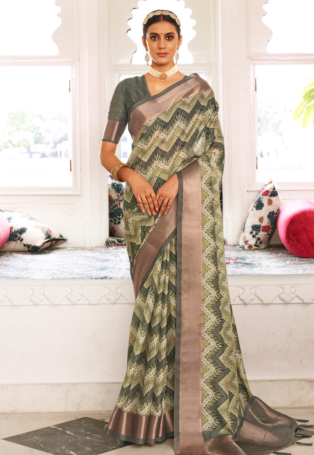 Camo Green Viscose Saree With Blouse 270393