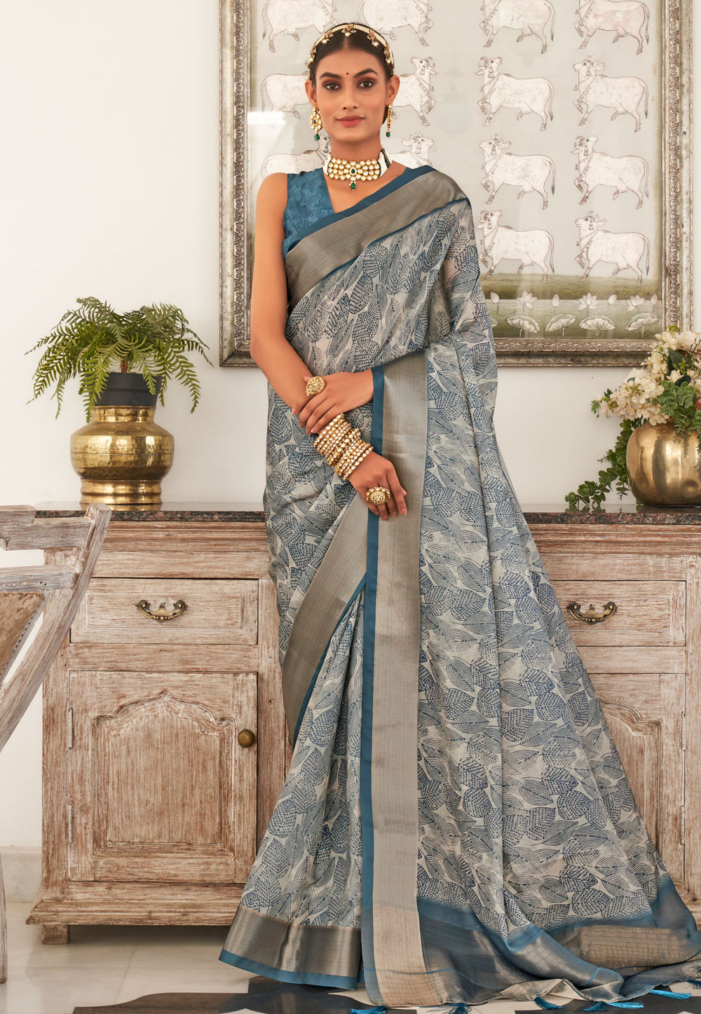 Cream Viscose Saree With Blouse 270394