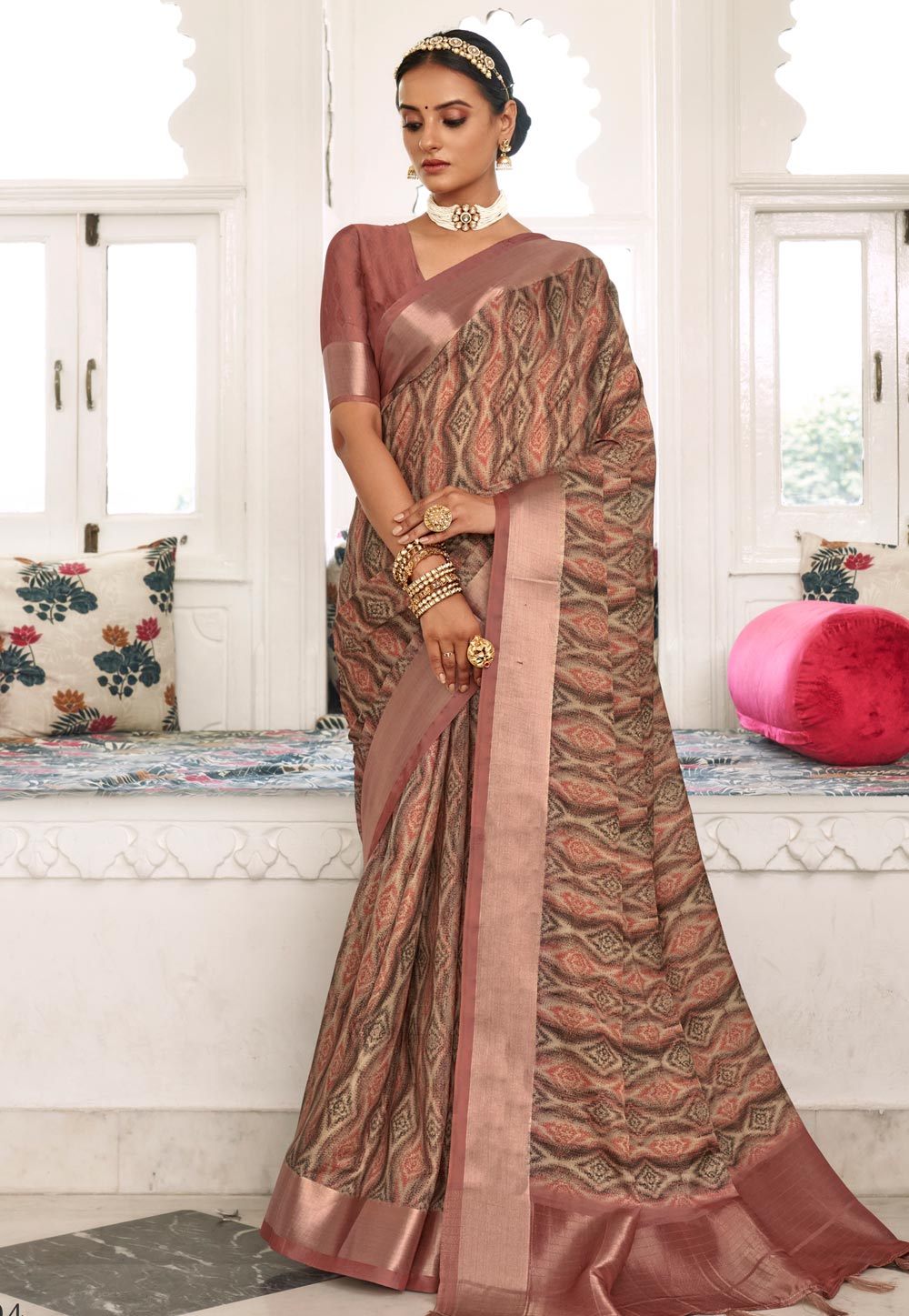 Beige Viscose Saree With Blouse 270395