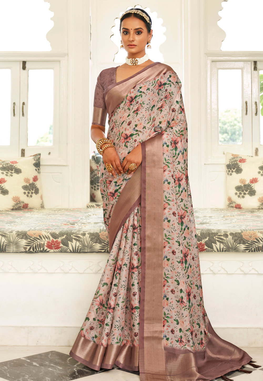 Beige Viscose Saree With Blouse 270400