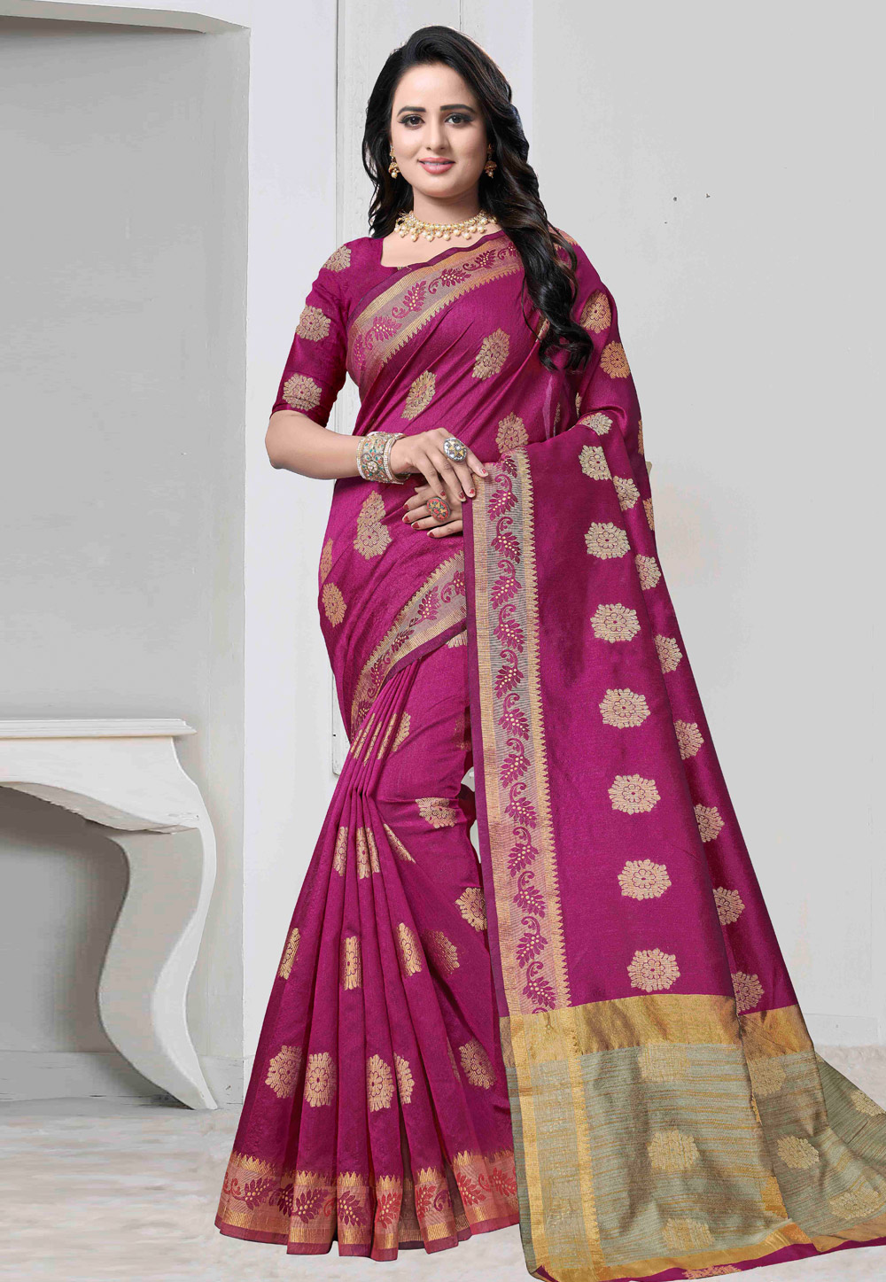 Magenta Banarasi Silk Saree With Blouse 170291