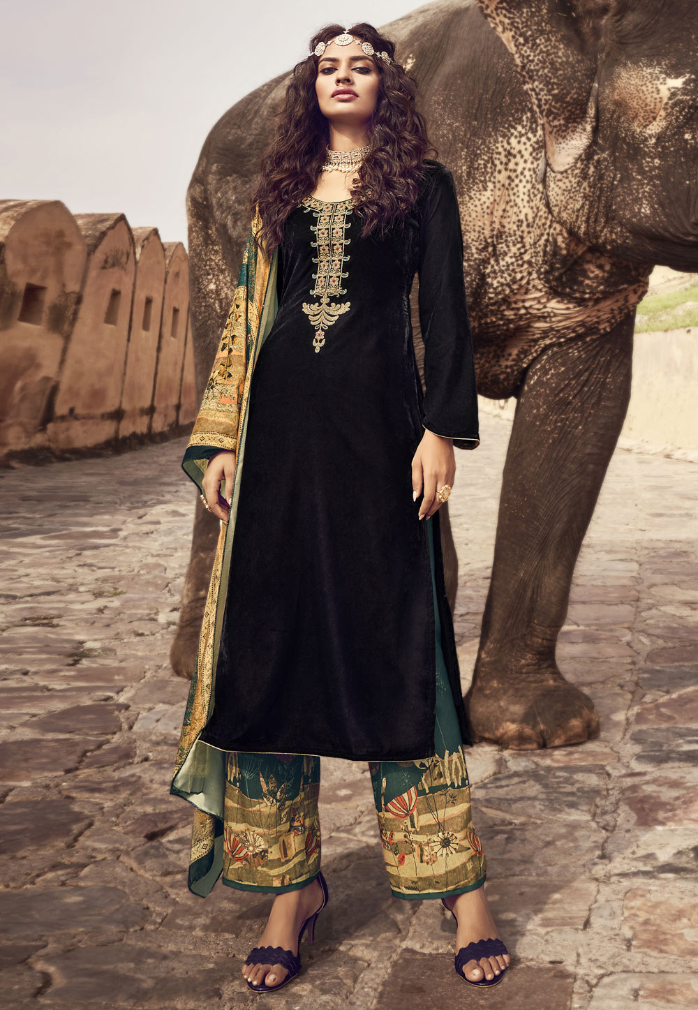 Black Velvet Pakistani Suit 249614