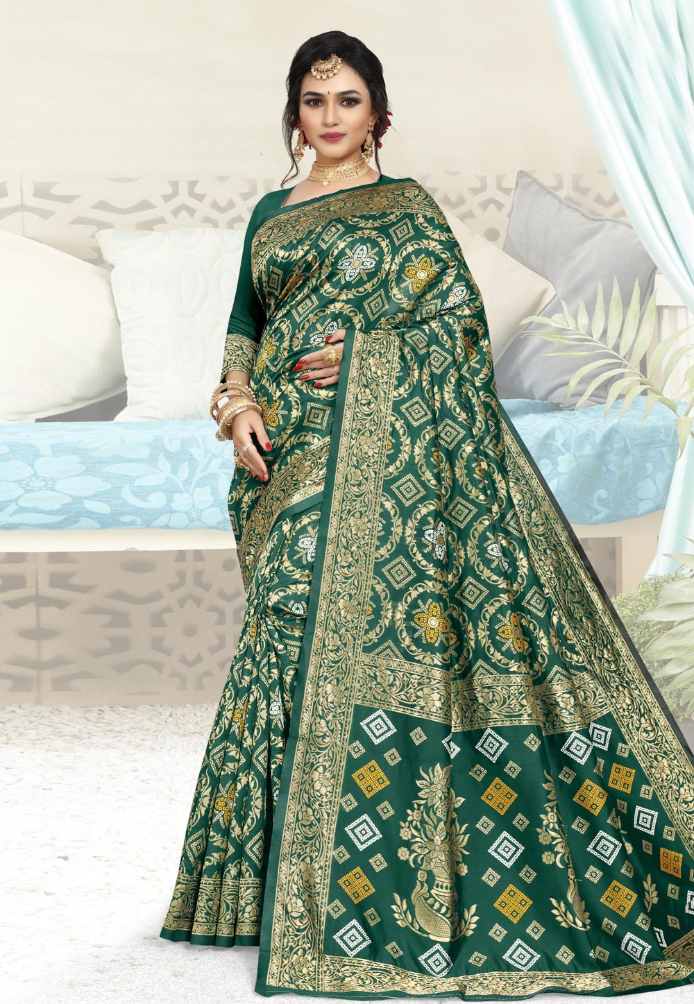Green Silk Saree With Blouse 215966
