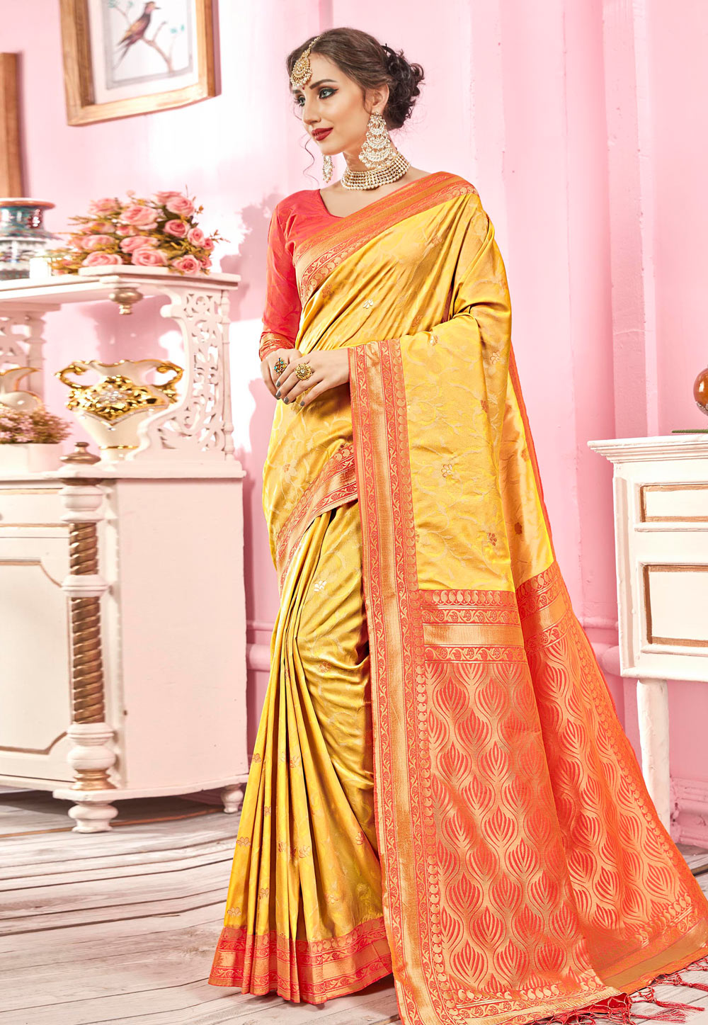 Yellow Banarasi Silk Saree With Blouse 175457