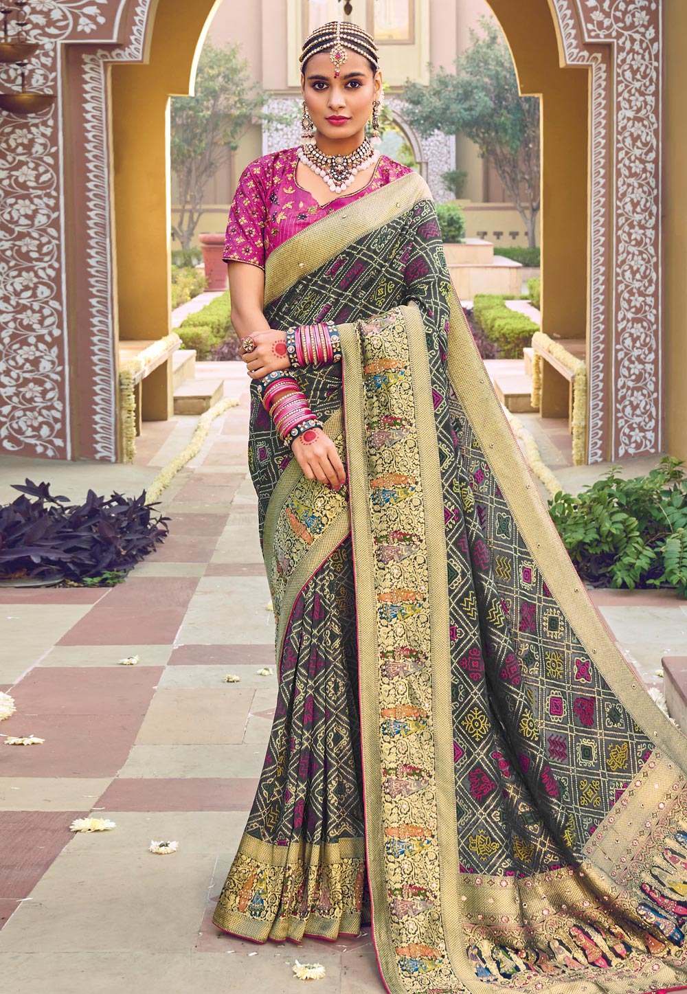 Camo Green Georgette Saree With Blouse 255596