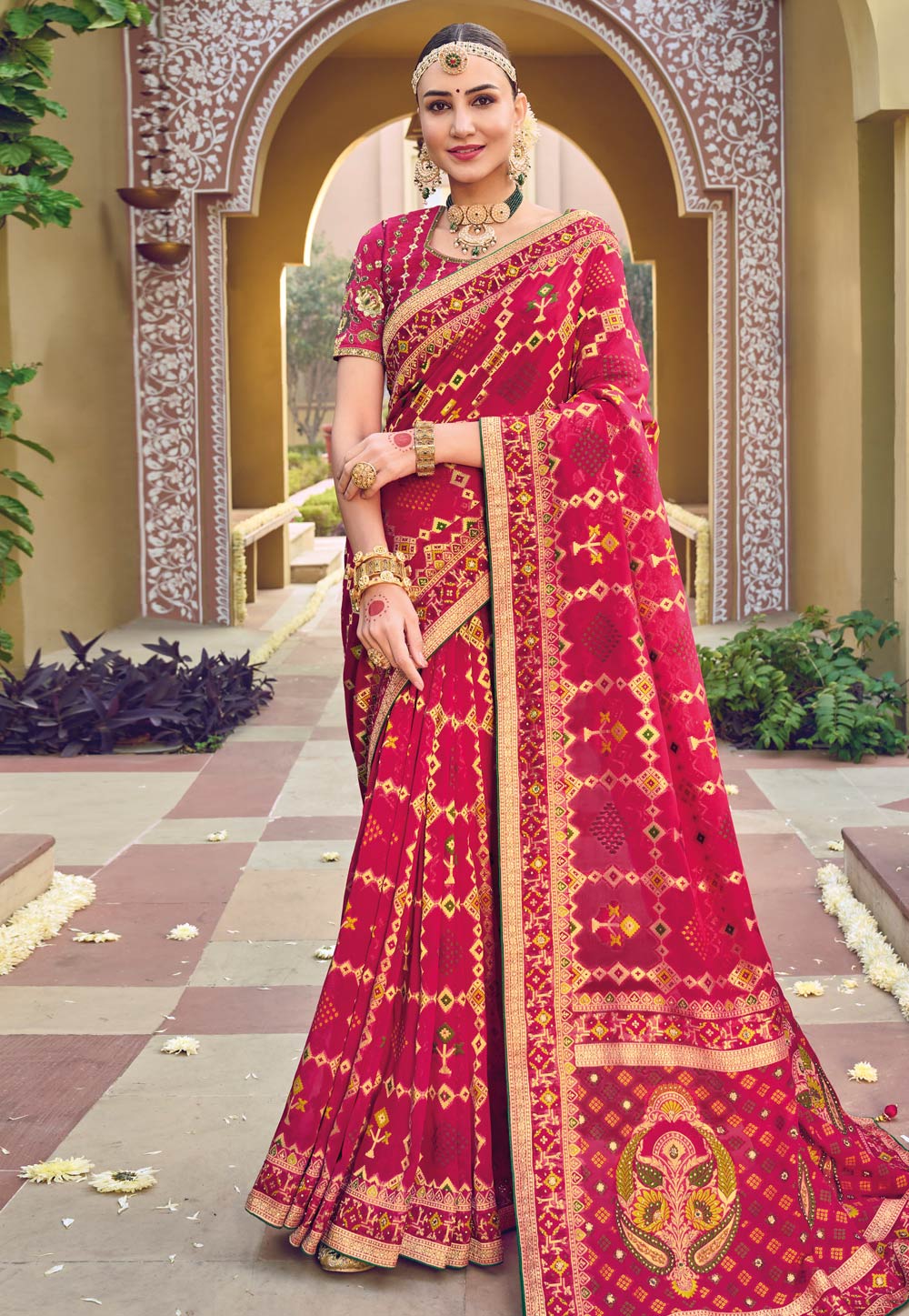 Magenta Georgette Saree With Blouse 255600