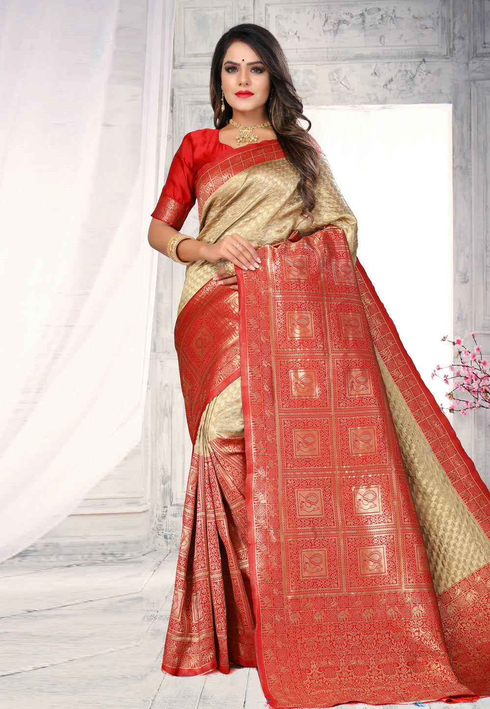 Beige Banarasi Silk Saree With Blouse 223968