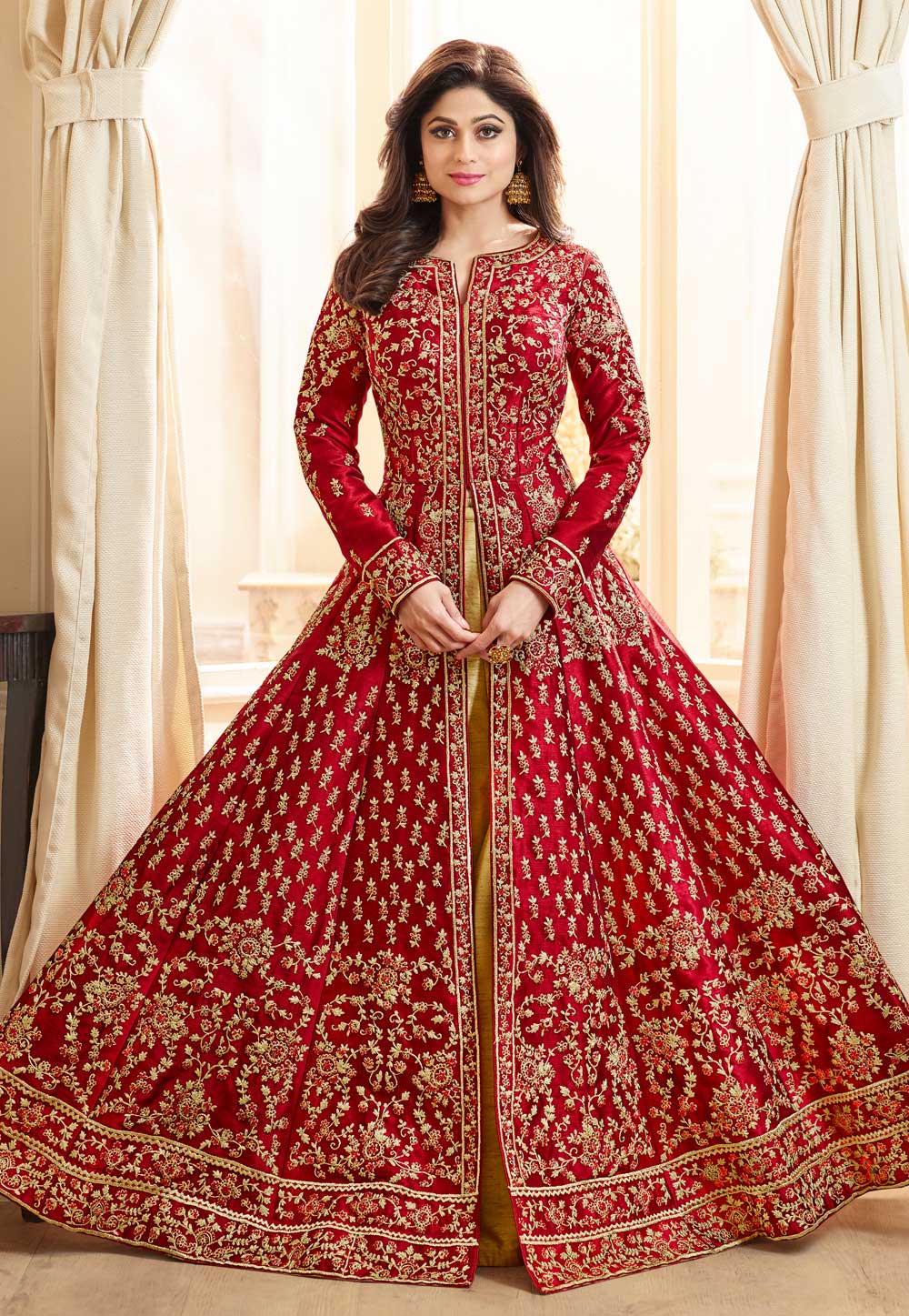 Shamita Shetty Maroon Silk Bollywood Lehenga Choli 155001