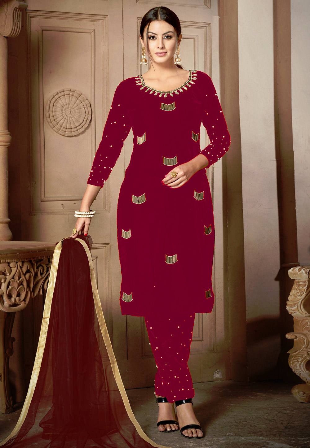 Magenta Velvet Pakistani Style Suit 161122