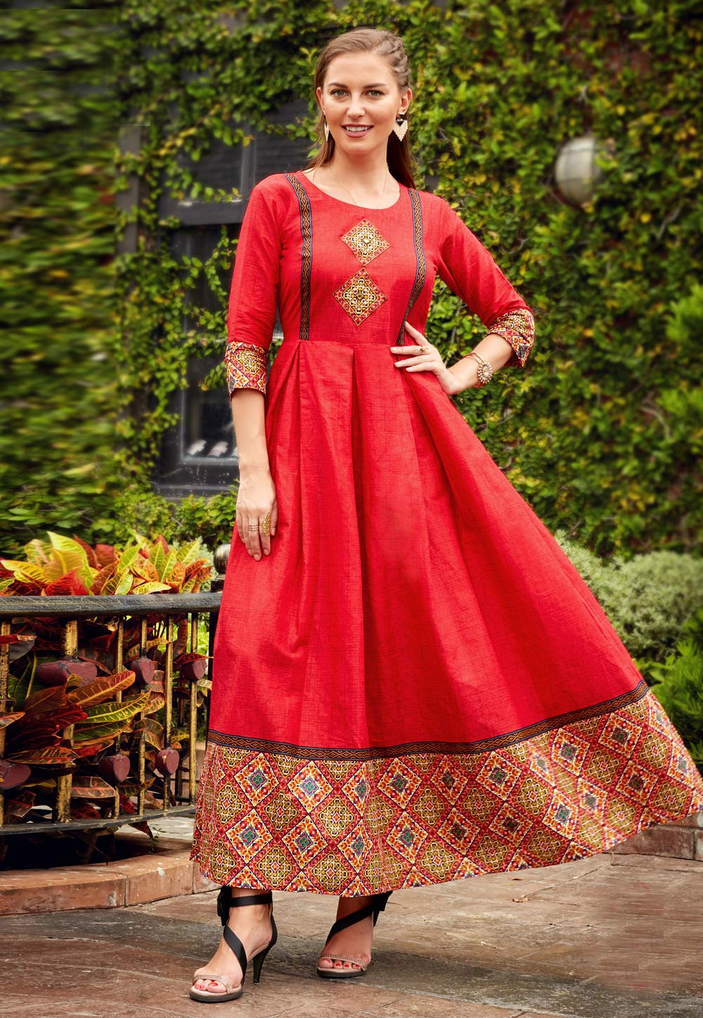 Long kurti skirt dress...beautiful black red combination | Designer dresses  indian, Indian dresses, Party wear dresses