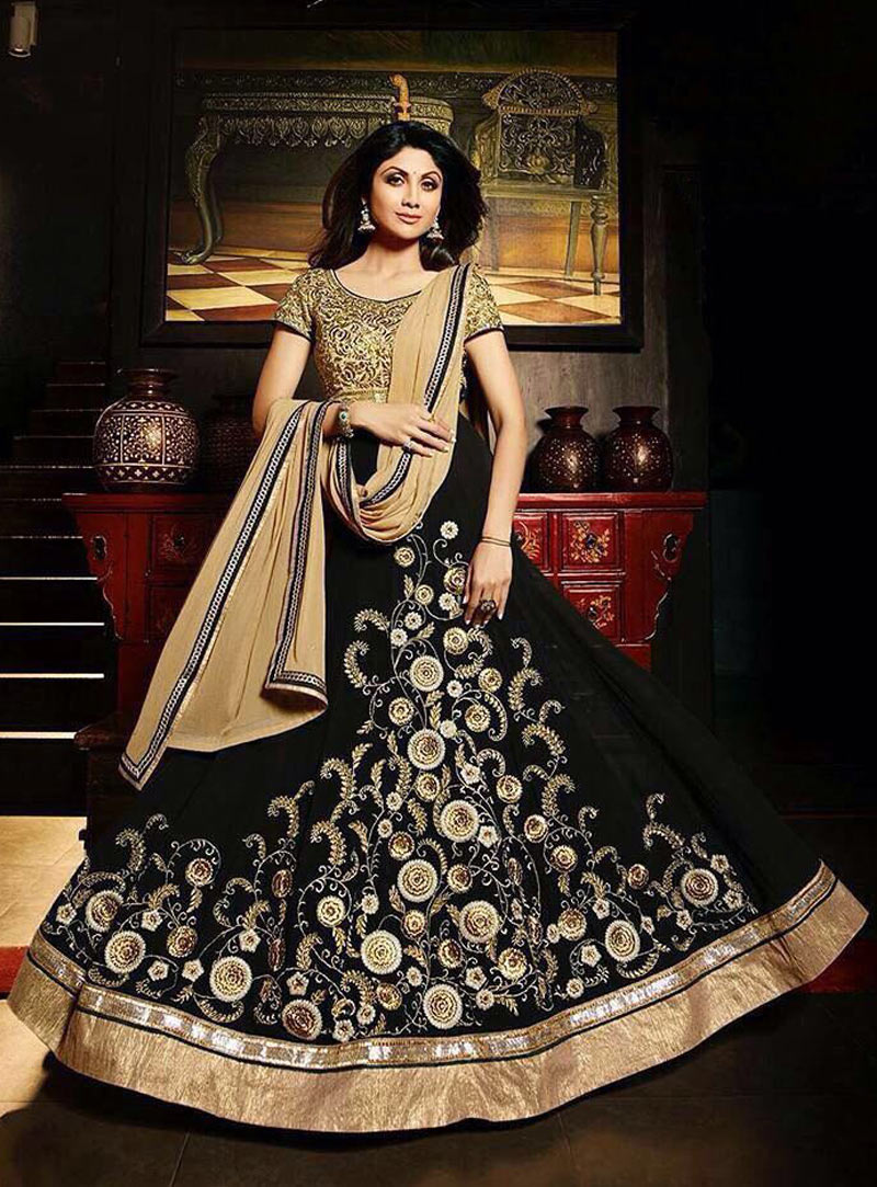 Shilpa Shetty Black Georgette Long Anarkali Suit 85006