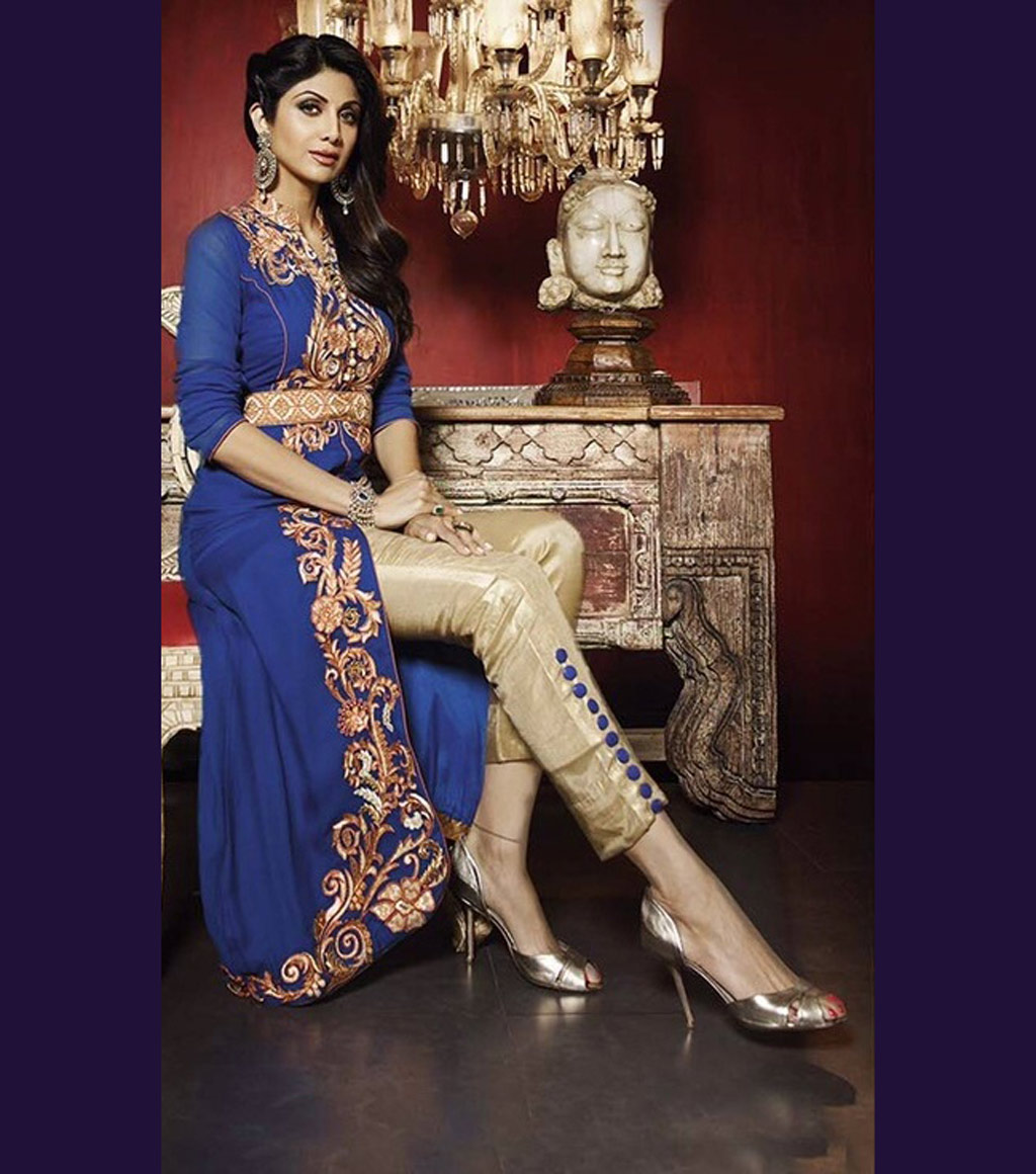 Shilpa Shetty Blue Georgette Designer Suit 61526