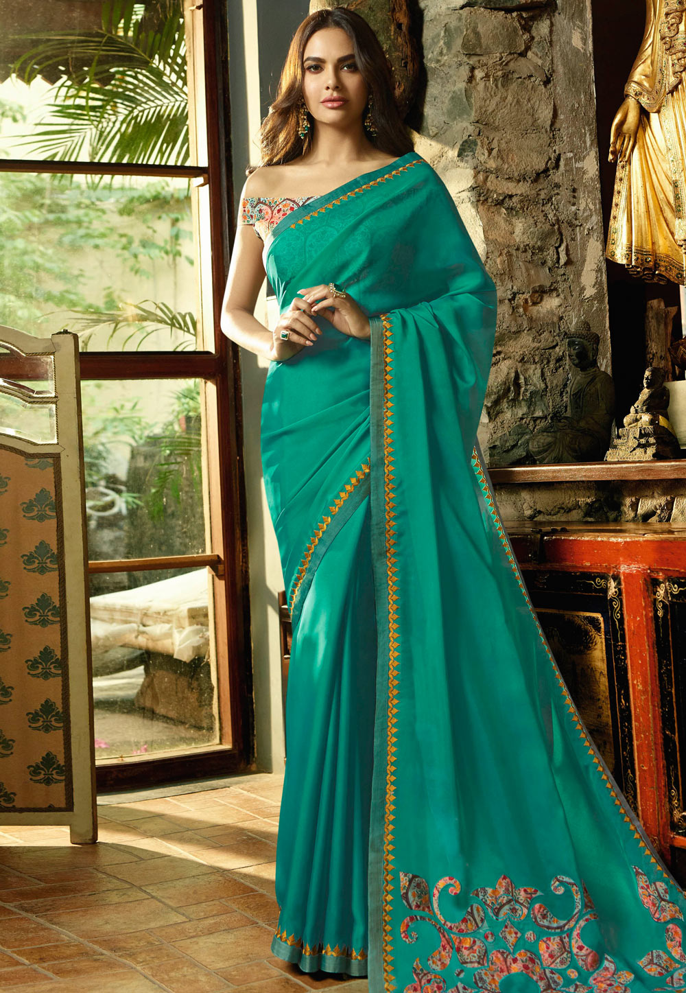 Esha Gupta Sea Green Silk Bollywood Wear Saree 180053