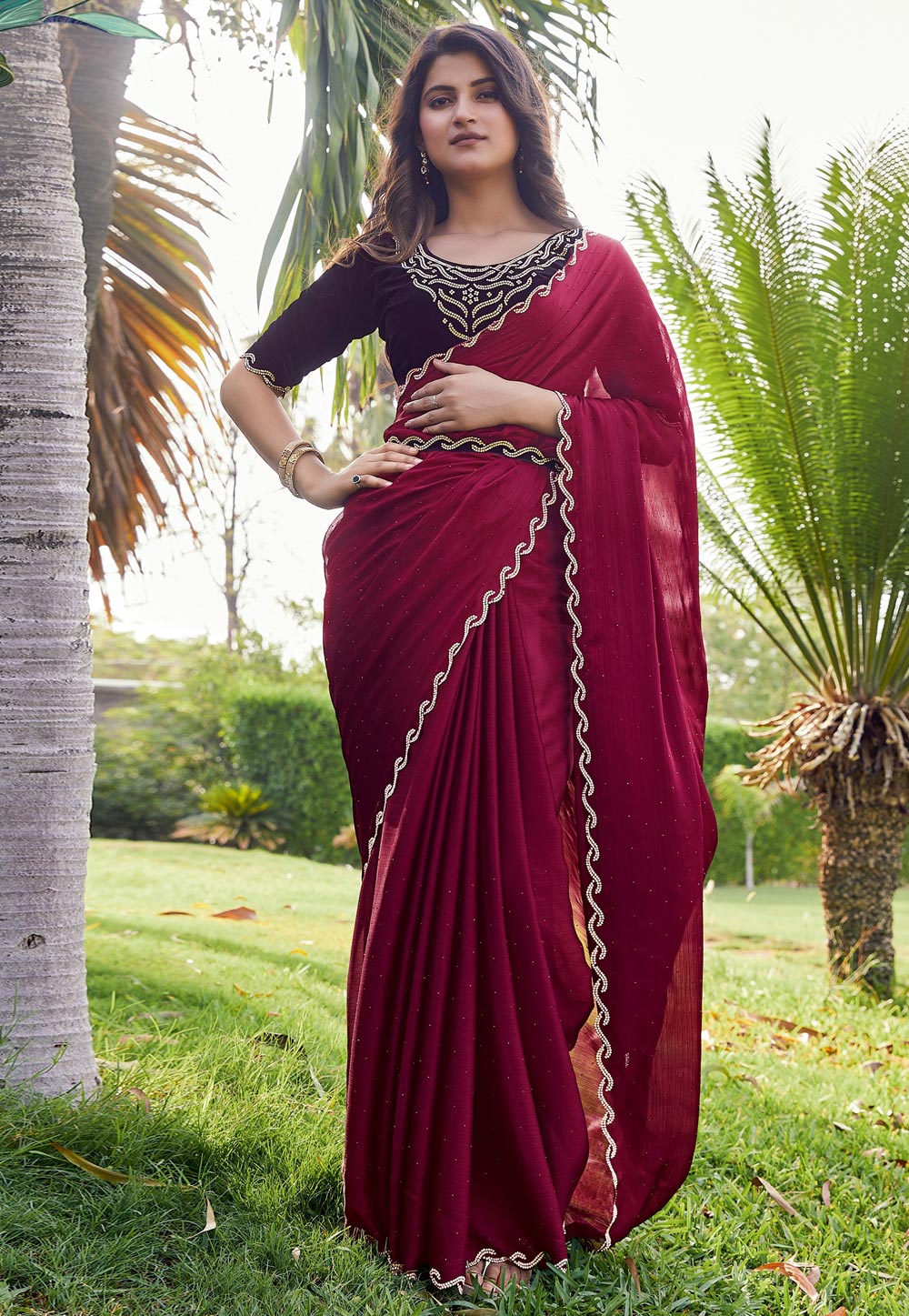 Buy Maroon Sarees for Women by MORLY Online | Ajio.com