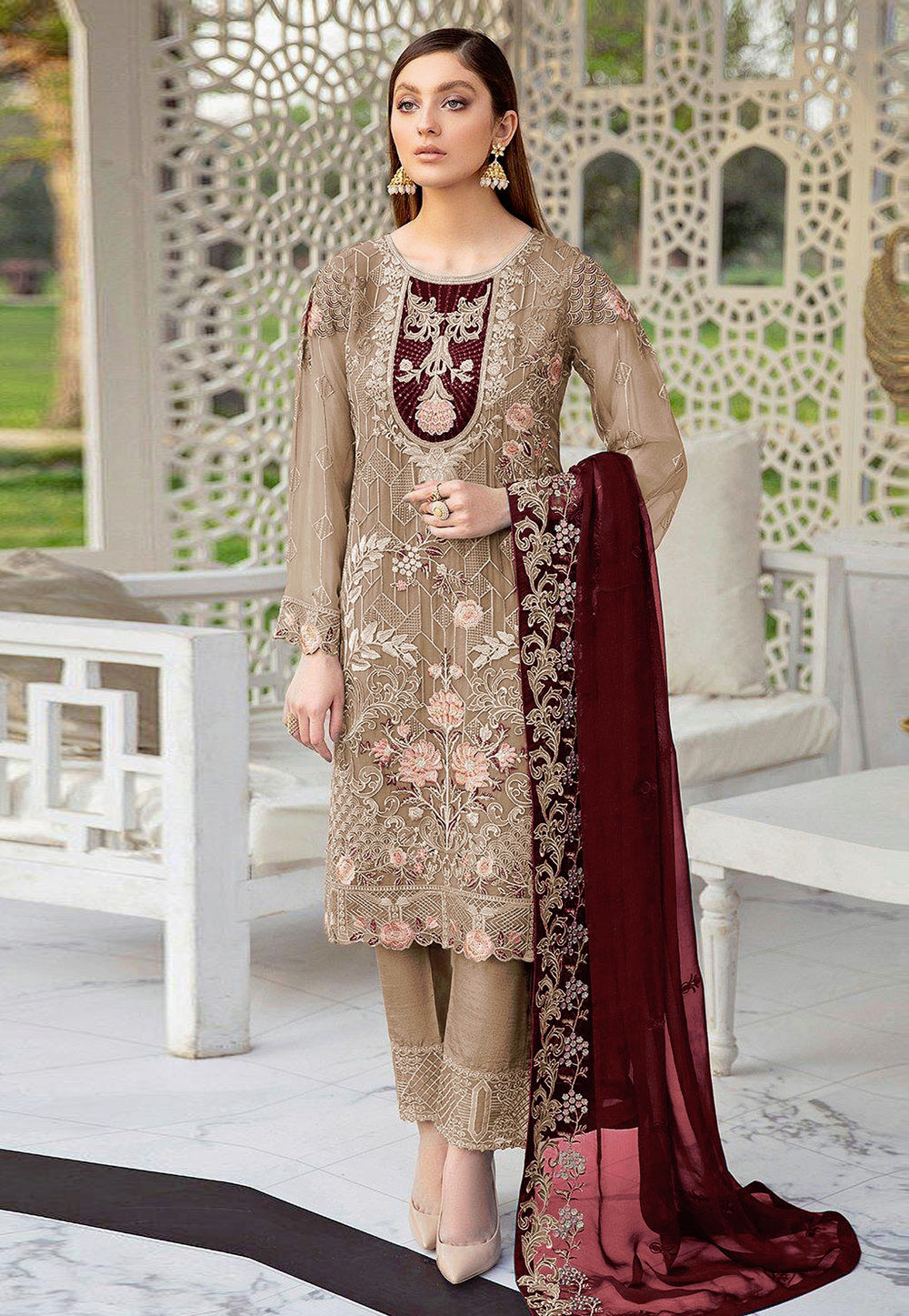 Brown Georgette Pakistani Suit 252377