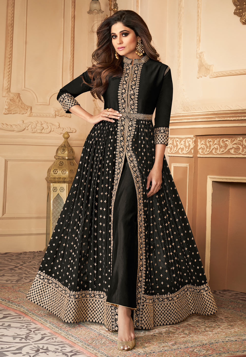 Shamita Shetty Black Georgette Bollywood Suit 208886