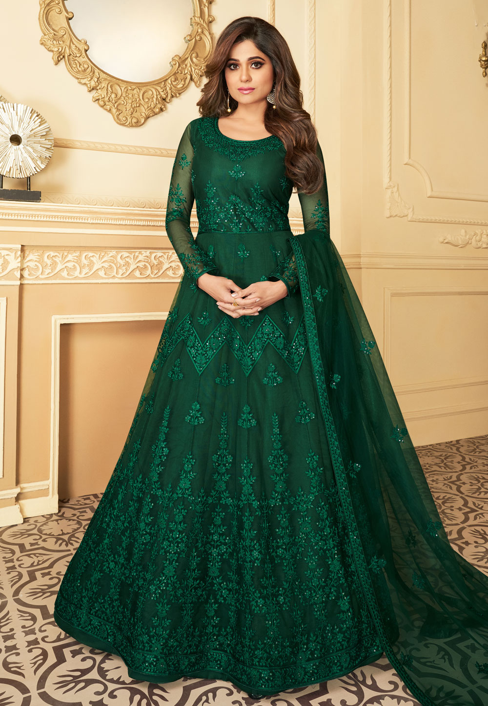 Shamita Shetty Green Net Embroidered Bollywood Anarkali Suit 211128