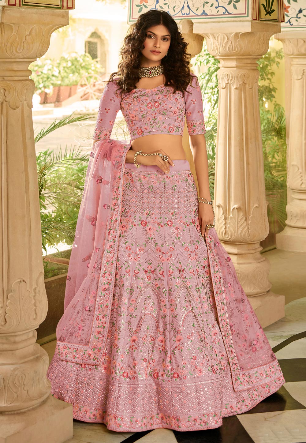 Pakistani Lehenga Party Wear That Will Make You Stand Out-anthinhphatland.vn