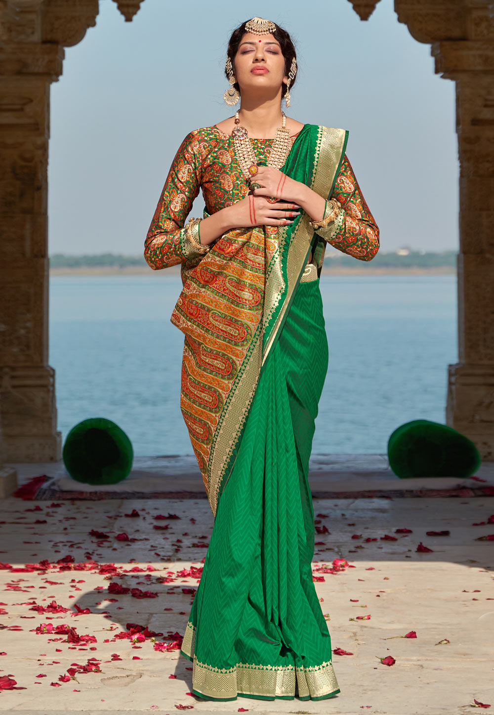 Green Banarasi Silk Saree With Blouse 242023