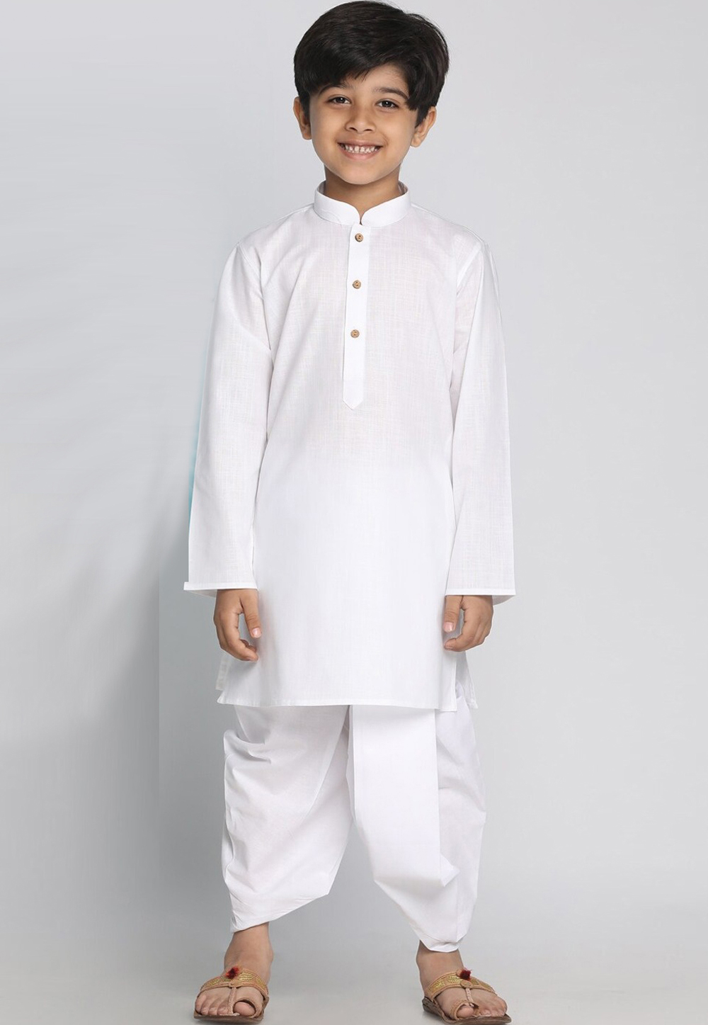 White Cotton Readymade Kids Kurta Pajama 257156