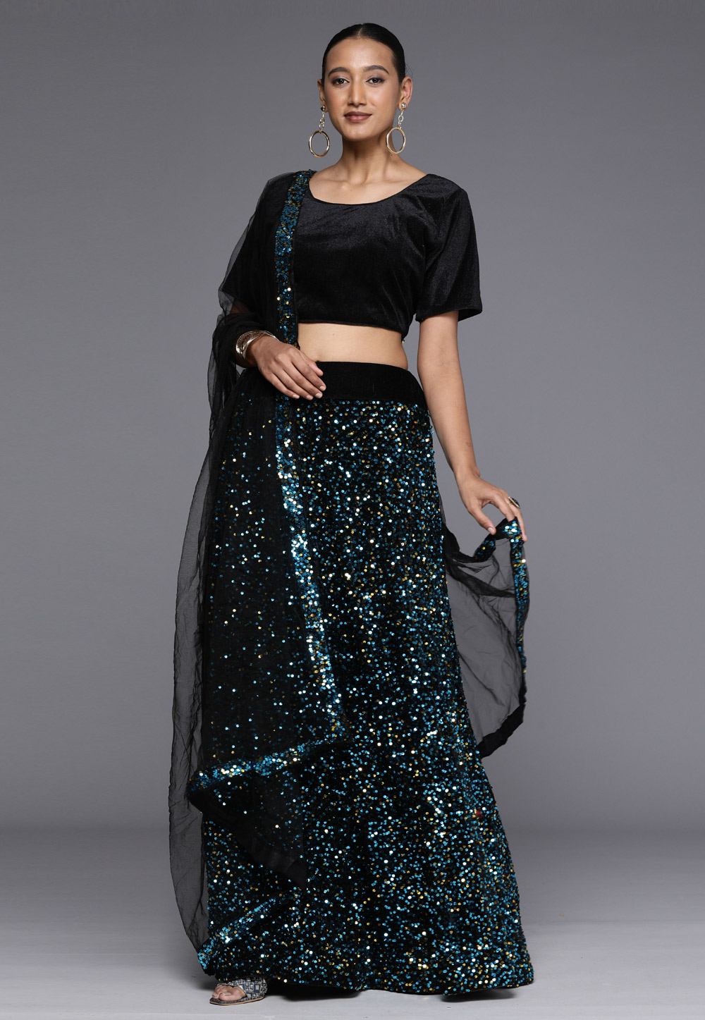 Buy SATIKA INDIA Women's Beautiful Dark Green Velvet Designer Embroidered  Work Lehenga Choli With Net Dupatta & Velvet Blouse at Amazon.in