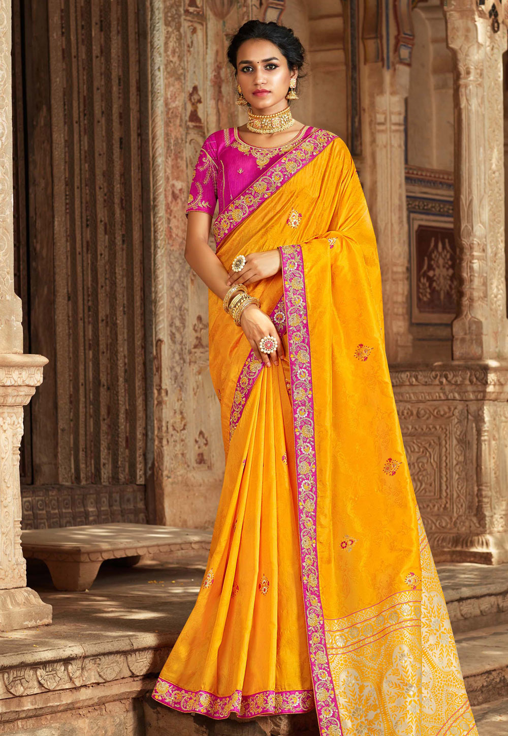 Yellow Banarasi Silk Saree With Blouse 185332