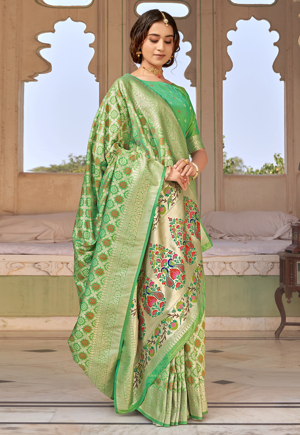 Light Green Banarasi Silk Saree With Blouse 242790