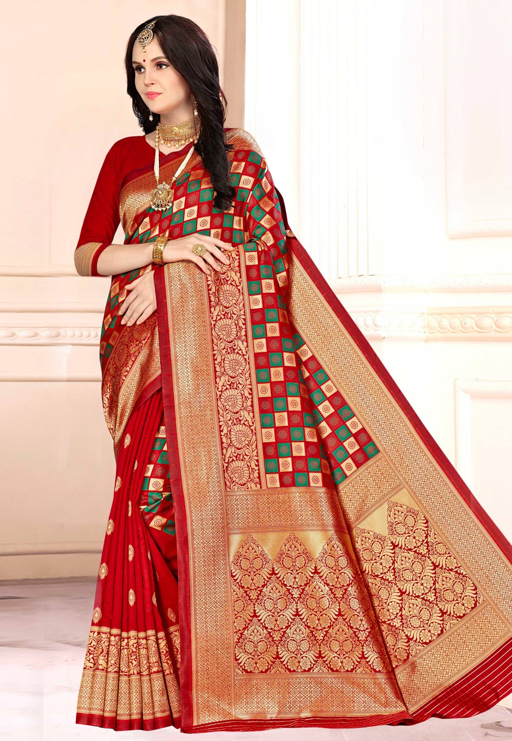 Red Banarasi Silk Saree With Blouse 220634